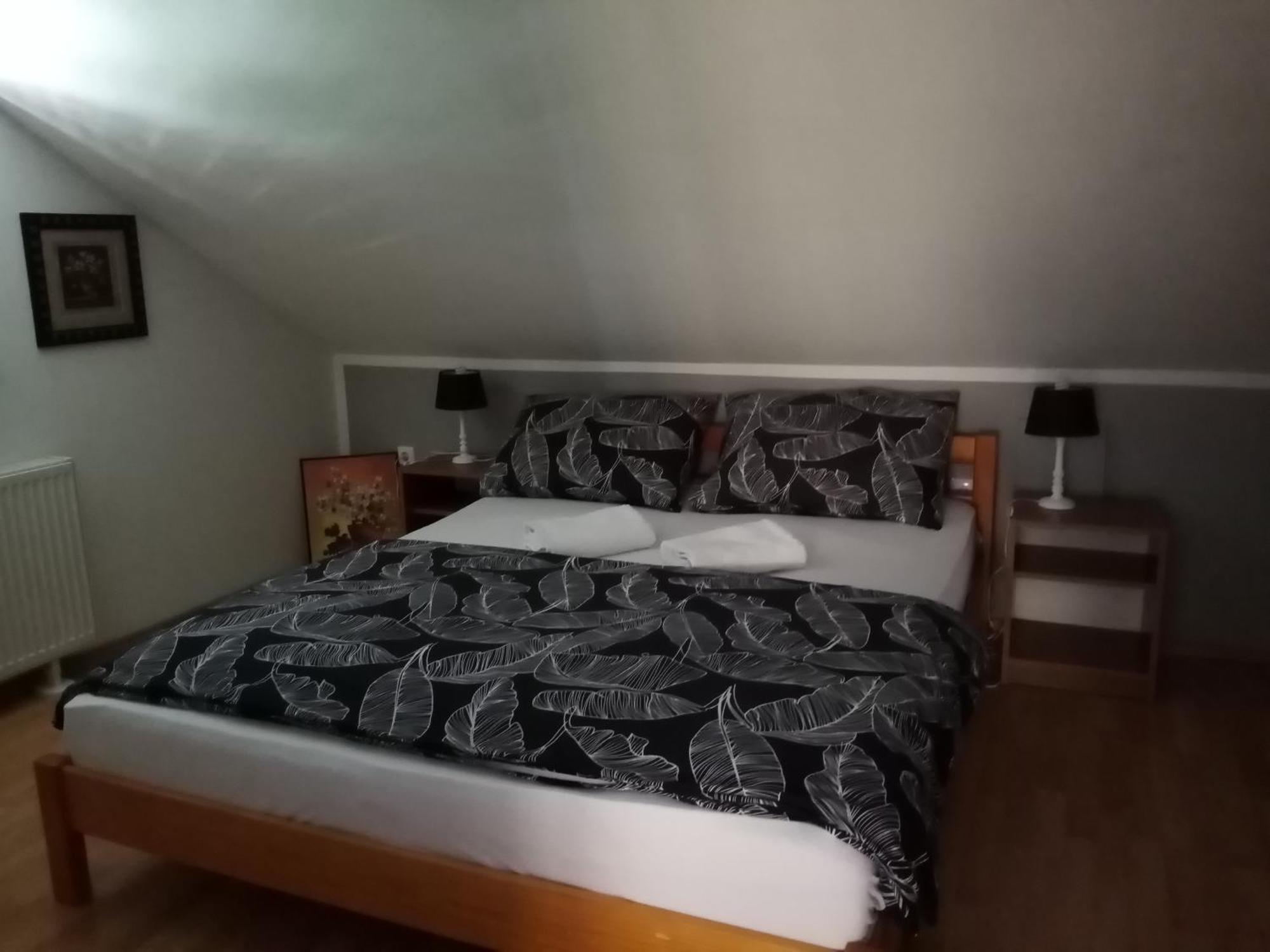 House Josipa Ξενοδοχείο Rakovica Εξωτερικό φωτογραφία